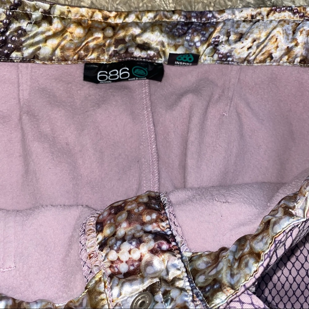 686 Womens Soft Shell Insulated Snowboarding Pants - image 4